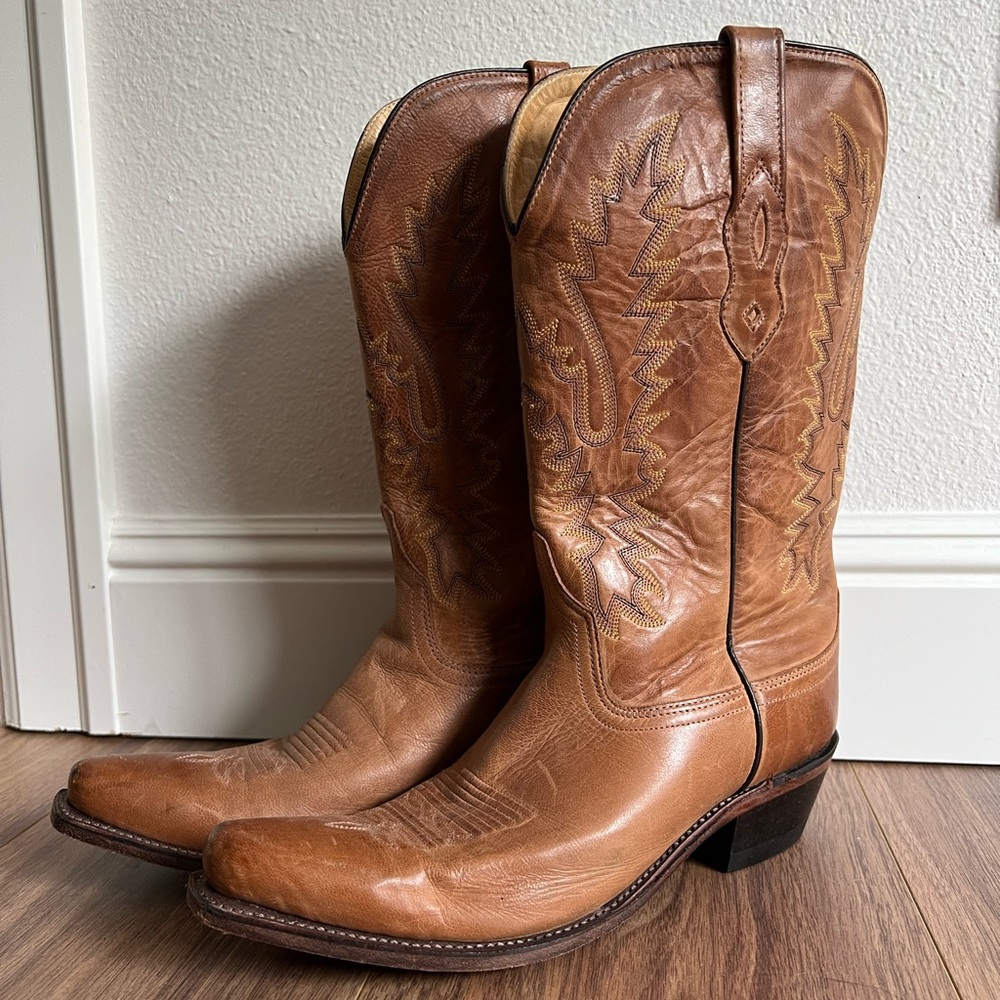 Old West leather cowboy boots